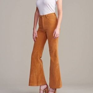 Rollas Eastcoast Flare Tan Cord size 24